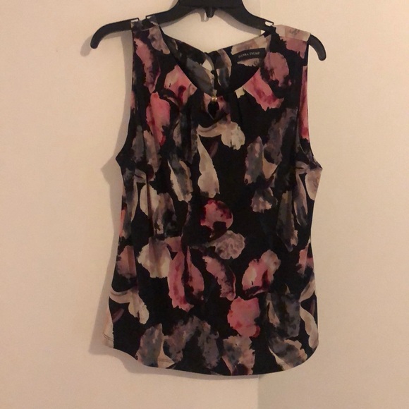 Ivanka Trump Tops - Ivanka Trump blouse Ivanka Trump Tops - Ivanka Trump blouse